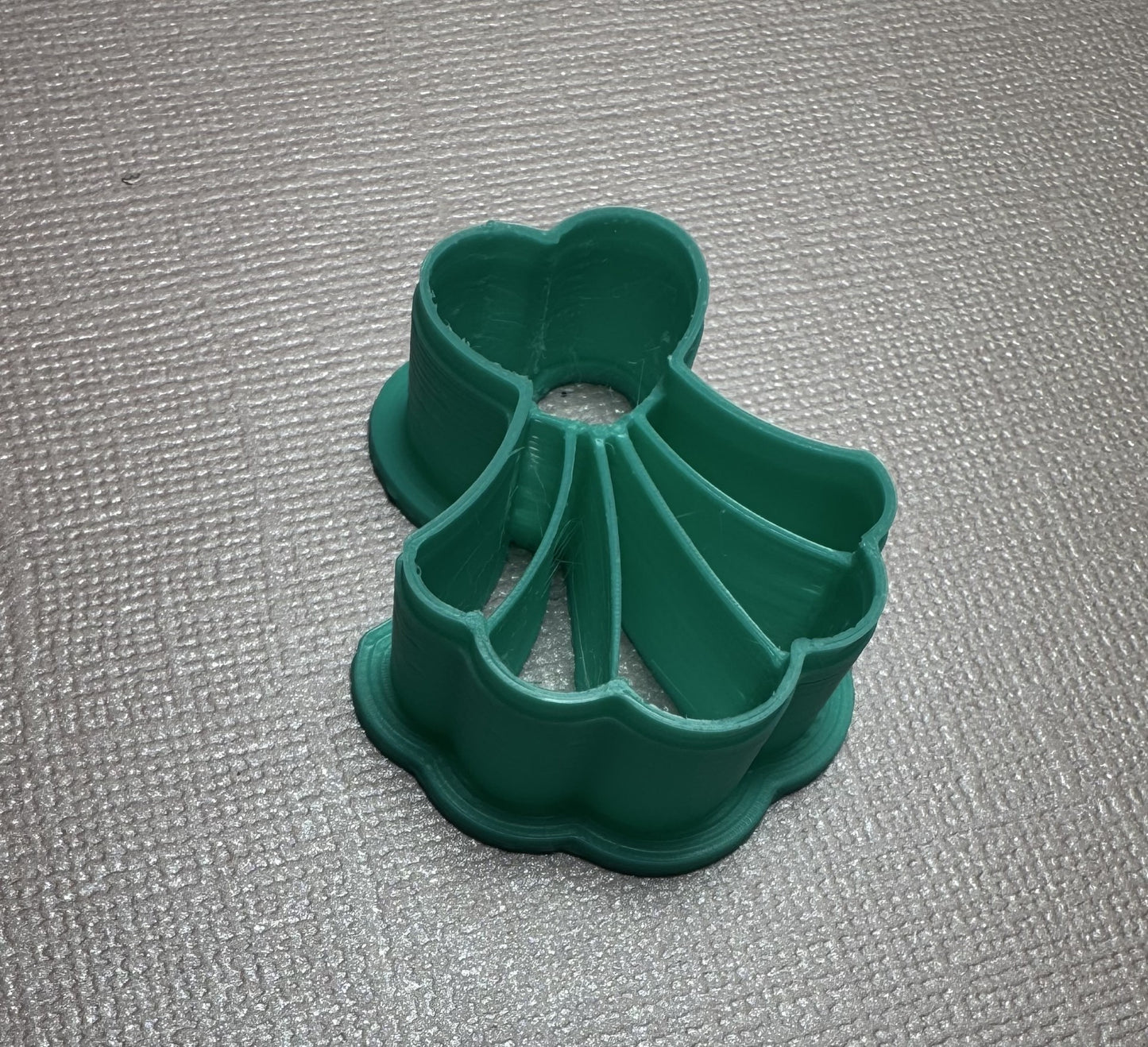 Cuchilla, cortadores, moldes para arcilla polimerica - LEQUE CON FREQUILLOS - M097