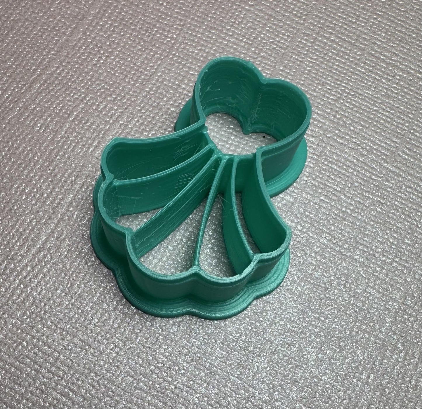 Cuchilla, cortadores, moldes para arcilla polimerica - LEQUE CON FREQUILLOS - M097