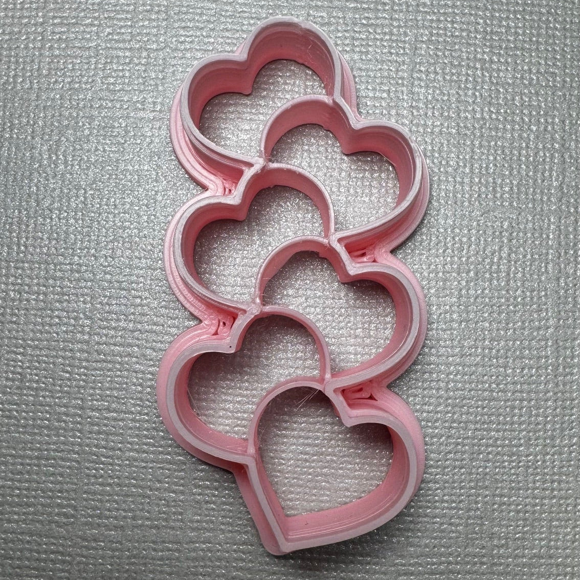 Cortador para Arcilla Polimérica PASADOR CORAZONES TRANSADOS -M116